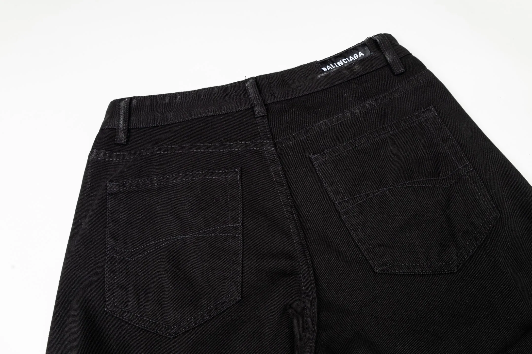 Balenciaga Classic Balenciaga ， ， ， 。 ， ， 。 ， ， 。 ， Versatile， 。 ：1907# ：Black Size：28 30 32 34 36